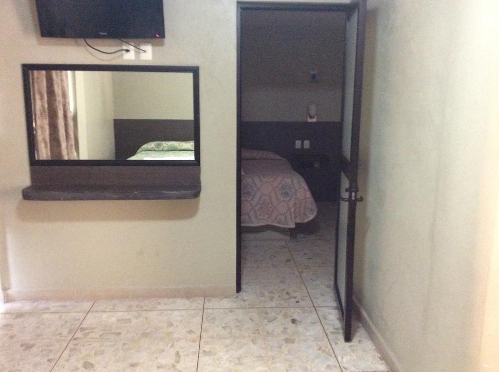 Hotel Juros 카테마코 객실 사진